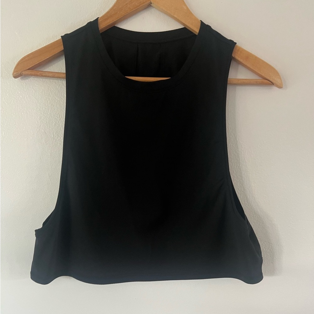 lululemon athletica Black Cropped Muscle Tank